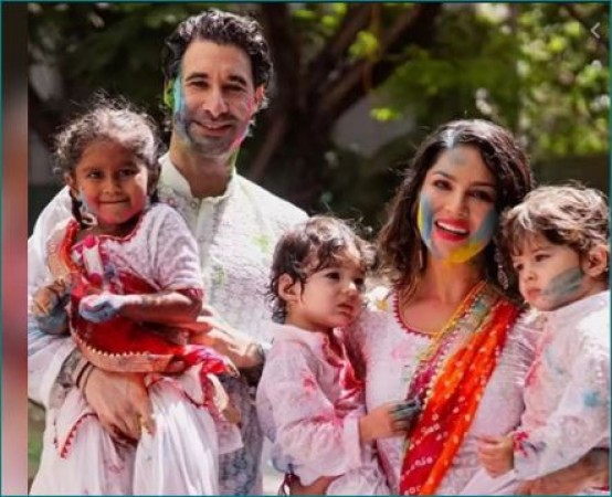 Sunny Leone celebrated Holi with husband and children