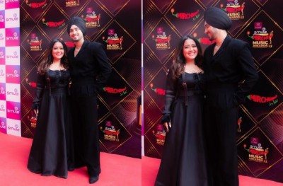 Neha's tuning was seen on the red carpet with her husband, photos went viral
