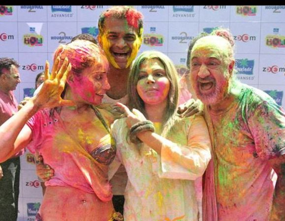 Holi Special: टीवी सेलिब्रिटी भी होली पर फूल टू टल्ली नजर आए...