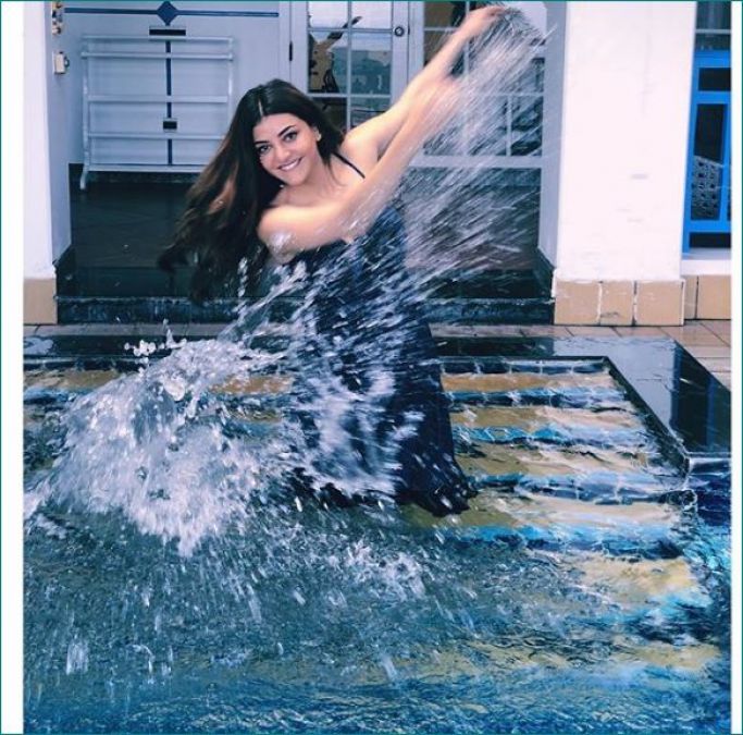 Kajal Aggarwal seen enjoying in the swimming pool, see pictures here