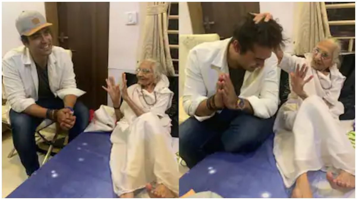 Jubin Nautiyal meet PM Modi's mother, took blessings