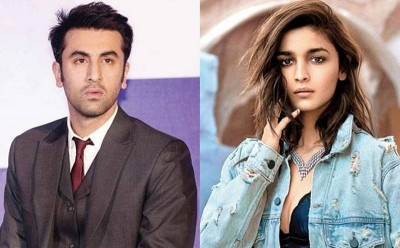 Alia traveled to Jaipur leaving Ranbir in sick condition, know the reason