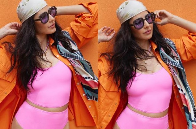 Katrina's Tom Boy look in a pink swimsuit, photos going viral