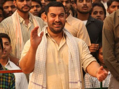 दंगल फिल्म से आमिर ने की इतनी कमाई की बन गया अनोखा रिकॉर्ड