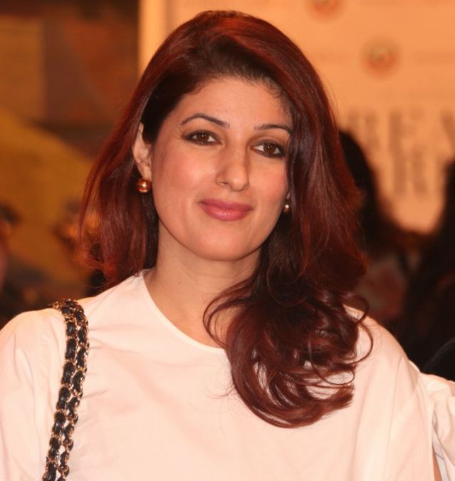 Twinkle Khanna shares awkward post, writes: 