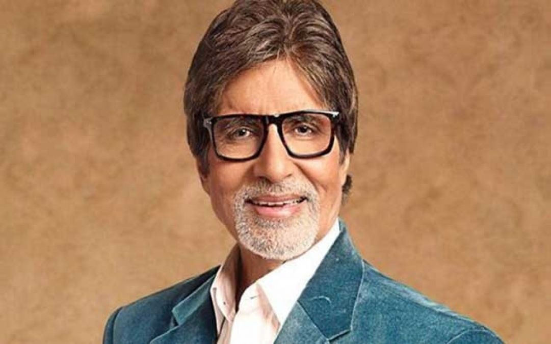 अमिताभ बच्‍चन ने शेयर की 'सुपरमैन' वाली तस्वीर, लिखा ये कैप्शन