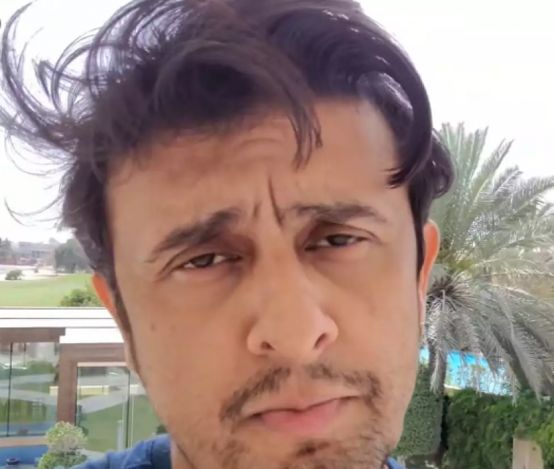 Singer Sonu Nigam stuck in Dubai, supporting 'Janta curfew'