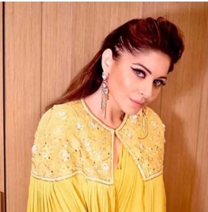 You will be shocked to know the report 63 people who came in contact with Kanika Kapoor