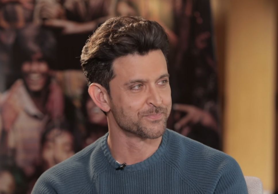 Video: Hrithik Roshan gives this advice to avoid coronavirus