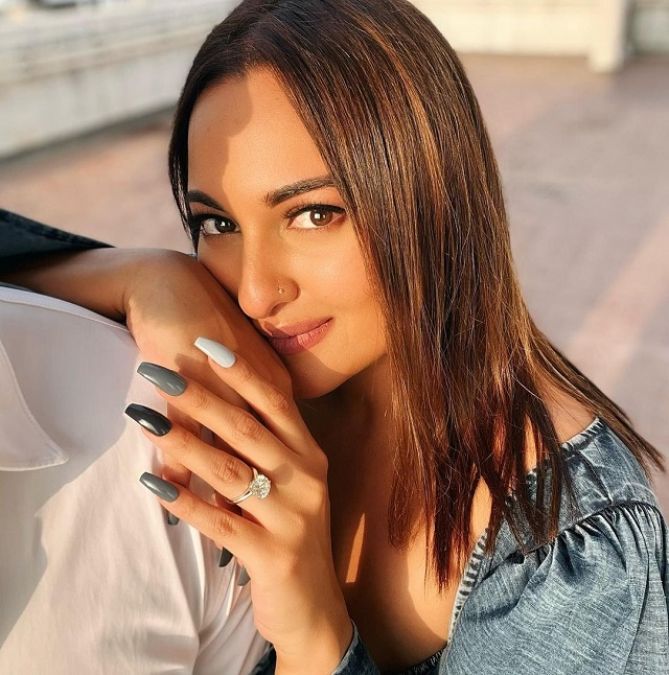Sonakshi gave good news to fans amid the news of affairs, got engaged to this man