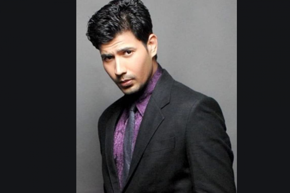 Sumeet Vyas considers web show as opportunity to do something new