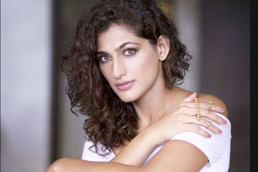 Stop complaining in lockdown: Kubbra Sait