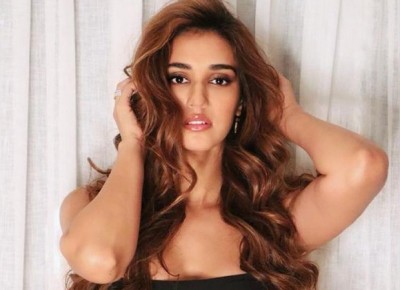 Disha Patani amaze fans with her new flip-flop style video