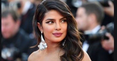Priyanka Chopra shares mother's picture on Memorial Day