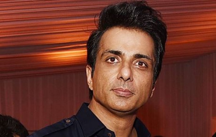 These two actresses  are proud of Sonu Sood for this work