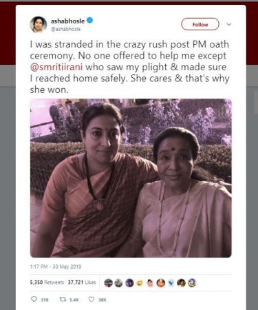 This PM Modi's minister helped Singer Asha Bhosale to come out from intense Crowd