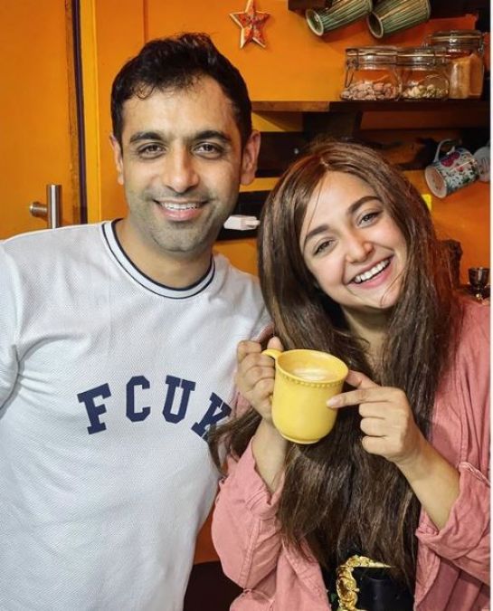 Monali Thakur hides marriage for 3 years, opened dirty secrets of industry