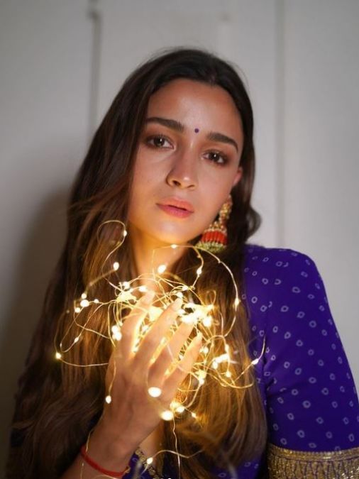 Alia celebrated Diwali with Ranbir, shared beautiful pictures