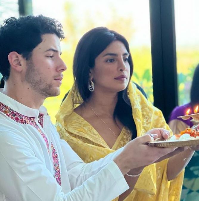 Priyanka Chopra celebrated Diwali with husband