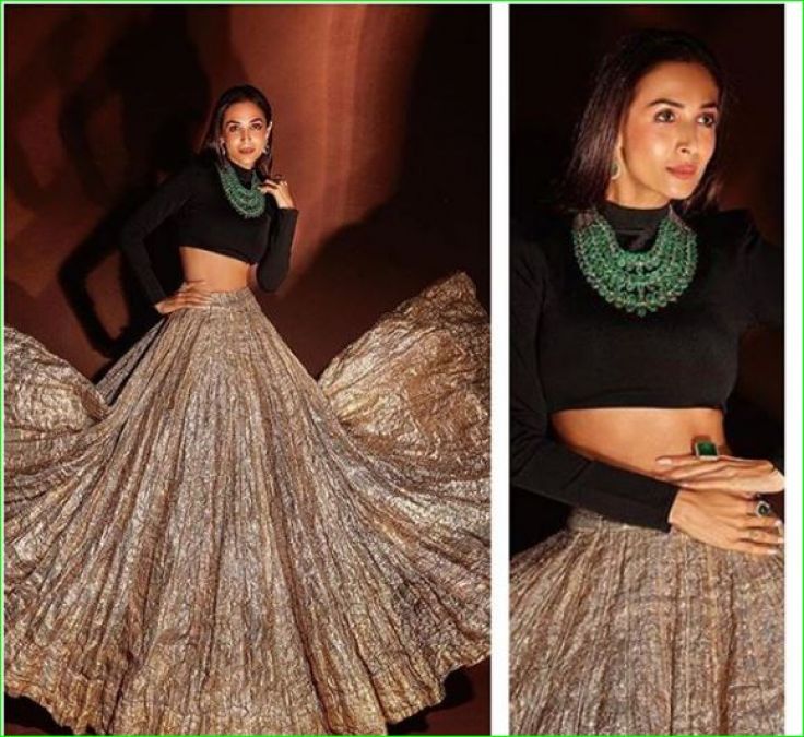 At Diwali party, Malaika robbed limelight in glamorous traditional clothes