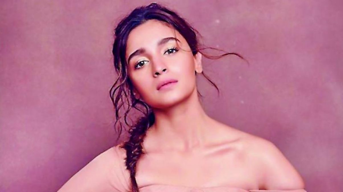 Alia Bhatt shares beautiful pictures of her holidays, fans praise her