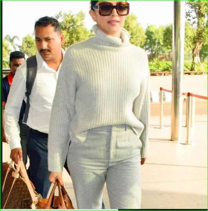 Deepika Padukone 's Louis Vuitton's bag price shocked everyone