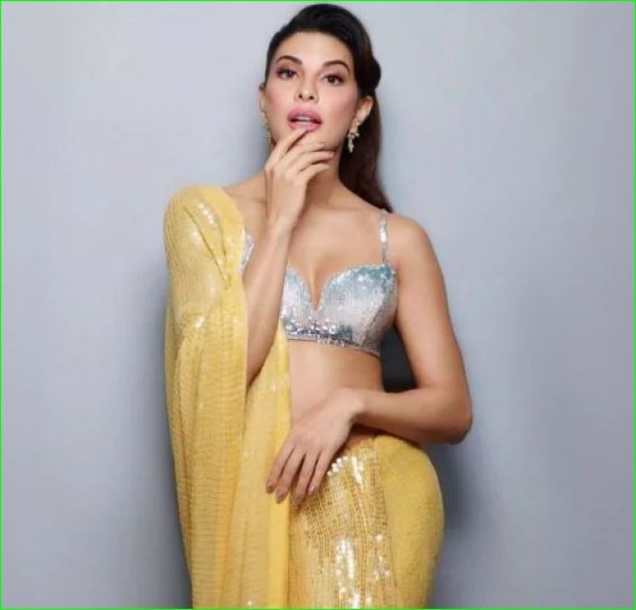 Jacqueline Fernandes looked very beautiful in yellow saree, Fans praised