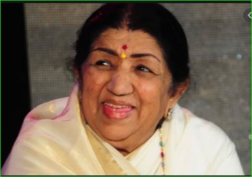 Lata Mangeshkar's condition is slowly improving, people praying for her