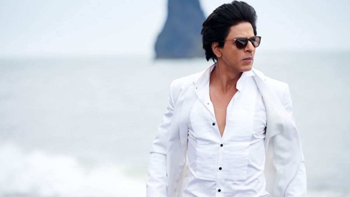 Female fan gifted a piece of land on moon to Shahrukh Khan