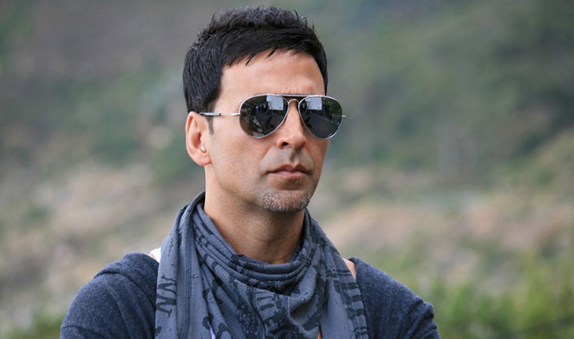 Inaugural photo of the film Prithviraj came in front, Akshay Kumar worshiped in a special way
