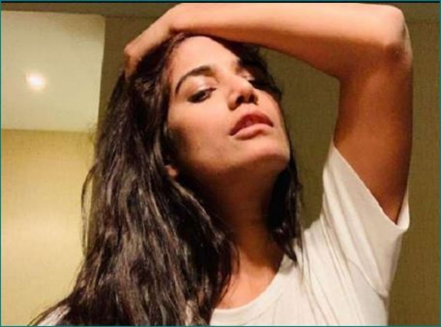 Poonam Pandey to become mother, doctor reveals