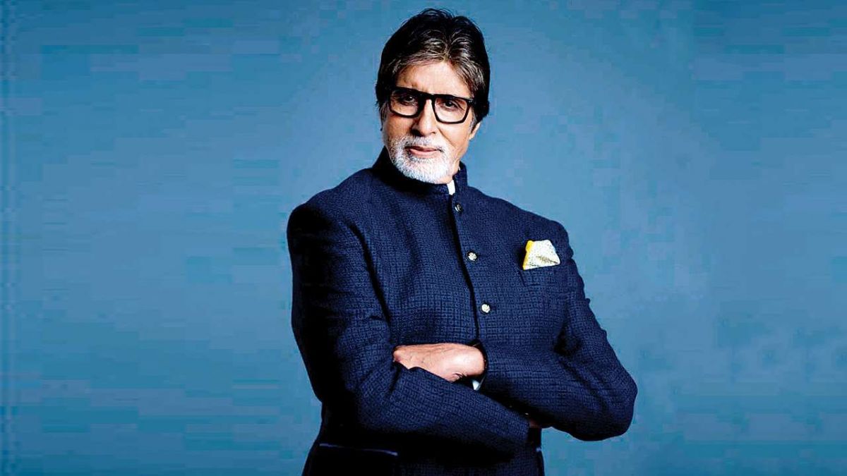 Bollywood superstar Amitabh Bachchan apologizes, gets embarrassed due to this reason