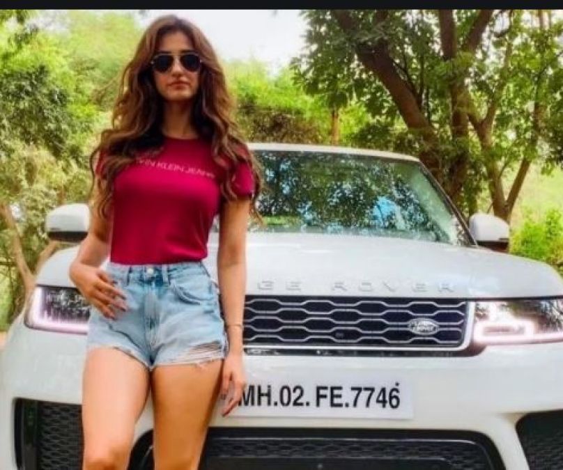 Heart of this actress beats for cars, from 'Range Rover' to 'Jaguar'; owns many luxury cars!