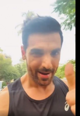 Video: When John Abraham snatched a fan’s phone
