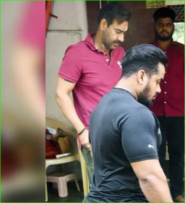 Nyasa arrives at the temple with father Ajay Devgn, trolled for dress