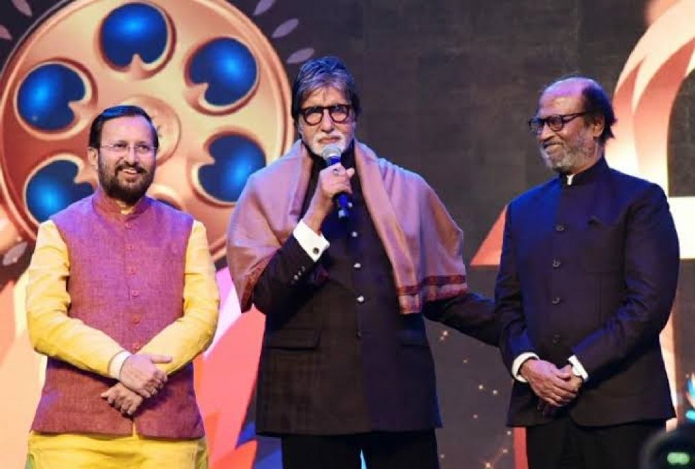 महानायक अमिताभ बच्चन को मिला दादासाहेब पुरुस्कार, कहा- 'फिल्में एक सशक्त माध्यम है...'