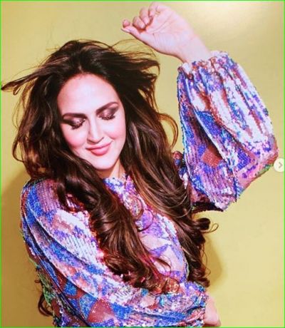 Esha Deol is looking for a good script to comeback in Bollywood