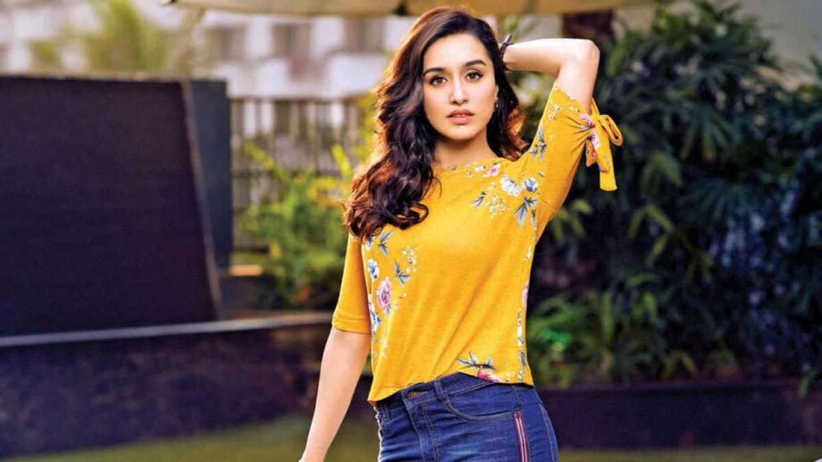 Shraddha Kapoor steals hearts with her killing look, watch the unmissable video here