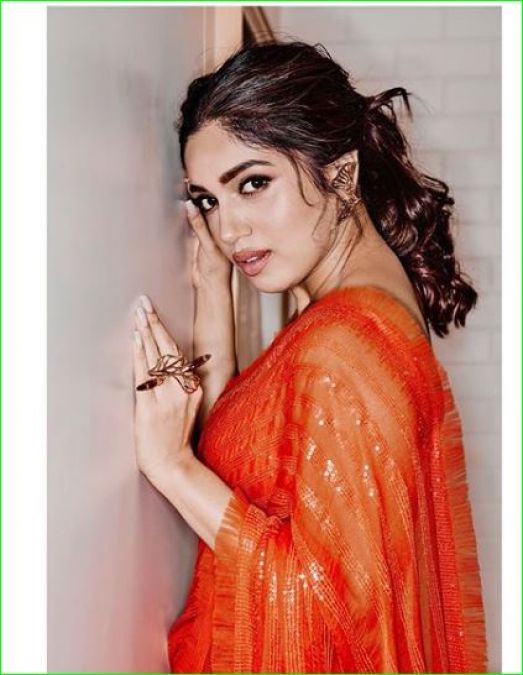 Bhumi Pednekar stuns in 'Rasberry' look, Fans go crazy