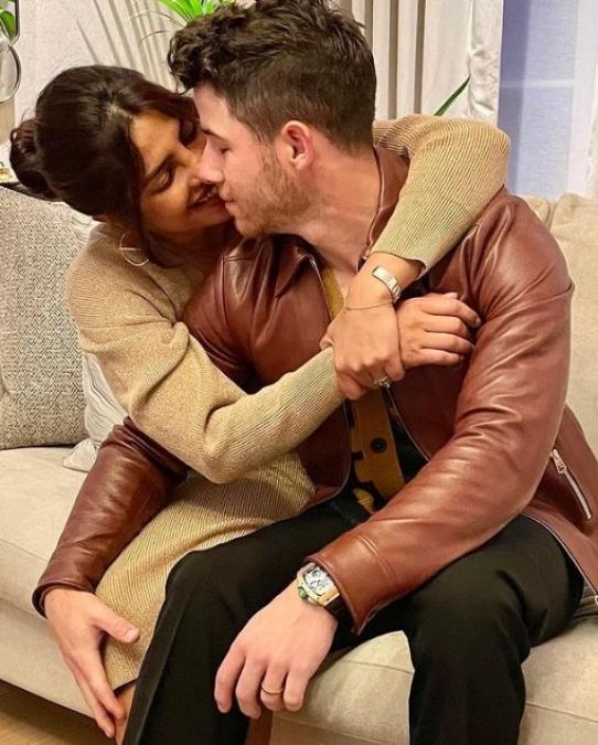 Priyanka-Nick put an end to divorce news