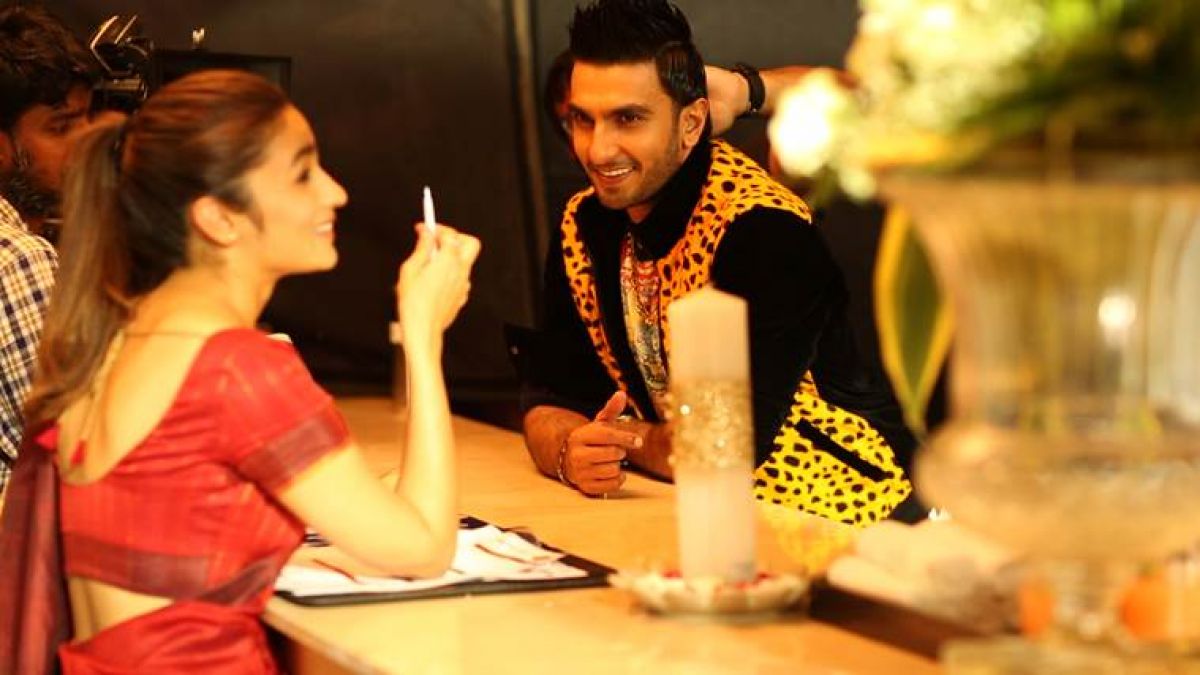 Ranveer-Alia's pictures from the film sets went viral