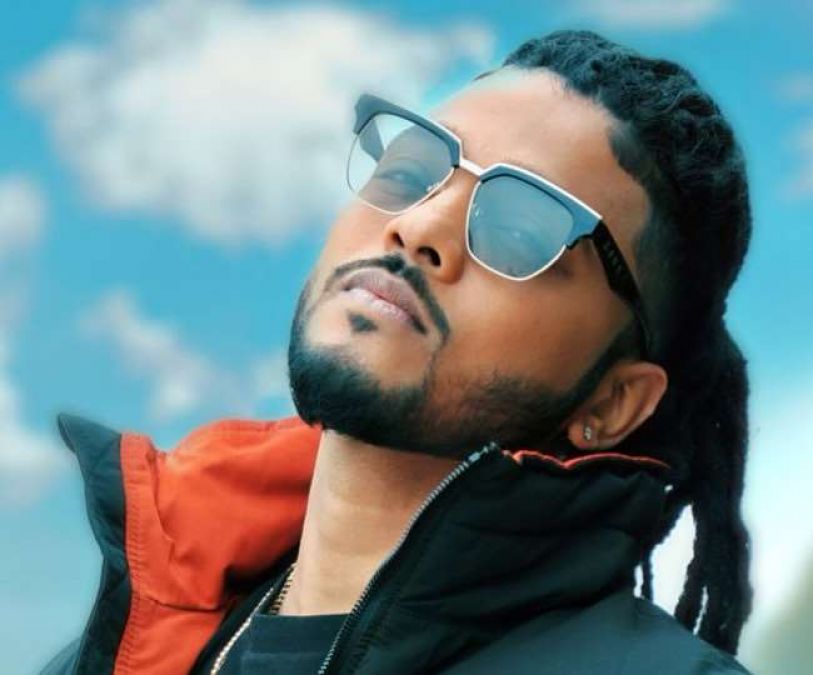 Raftaar used to work as a salesman; left job and...