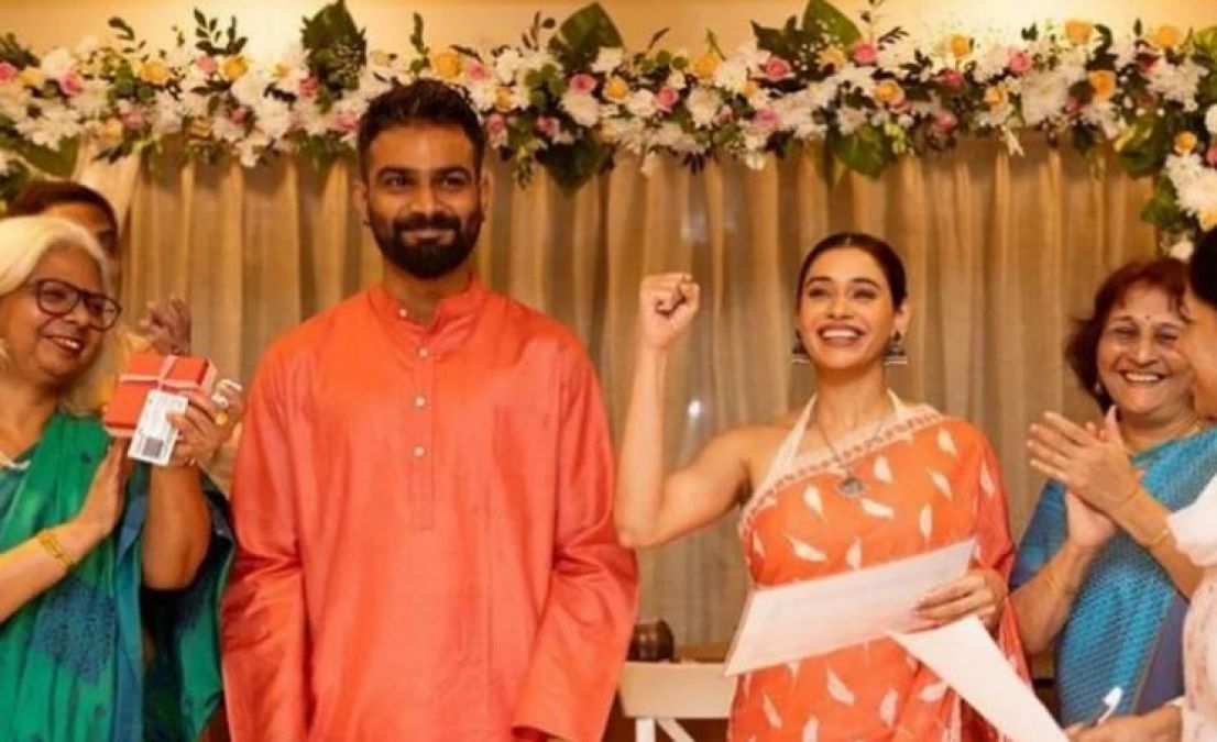 Singer Shalmali Kholgade marries boyfriend Farhan Sheikh, rituals performed with simplicity at home