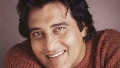 On hearing 'Bollywood Mein Jaana Hai', Vinod Khanna was pointed at by his father and then said yes on this condition