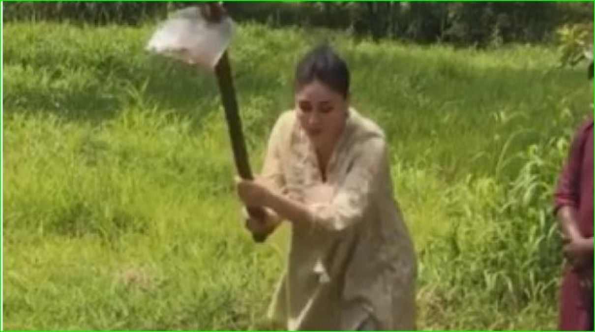 Kareena Kapoor seen digging the ground with a shovel, watch video here