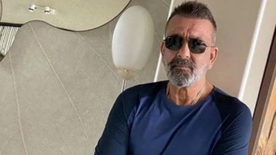 Sanjay Dutt is getting treatment for his illness in a hospital in Dubai