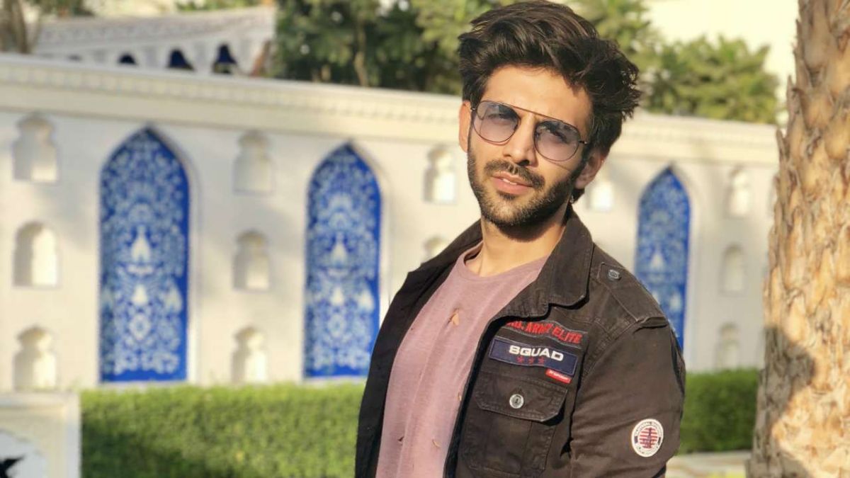 Kartik Aryan surprise to see his little fan, know why he was screaming from the roof