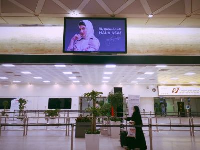 Jacqueline Fernandez becomes the first female celebrity whose pictures got featured at Casa Airport