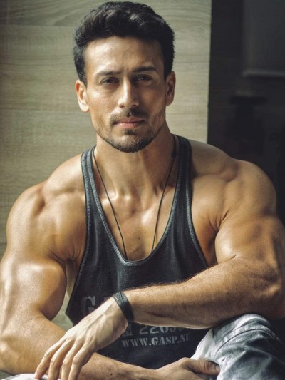 Here's why Tiger Shroff's videos went viral on social media