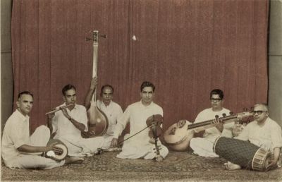 बांसुरी की धुन के लिए लोकप्रिय थे, रमानी